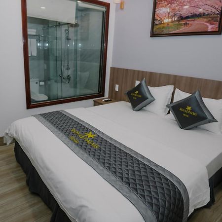 Royal Palms Hotel Tuy Hoa Exterior photo